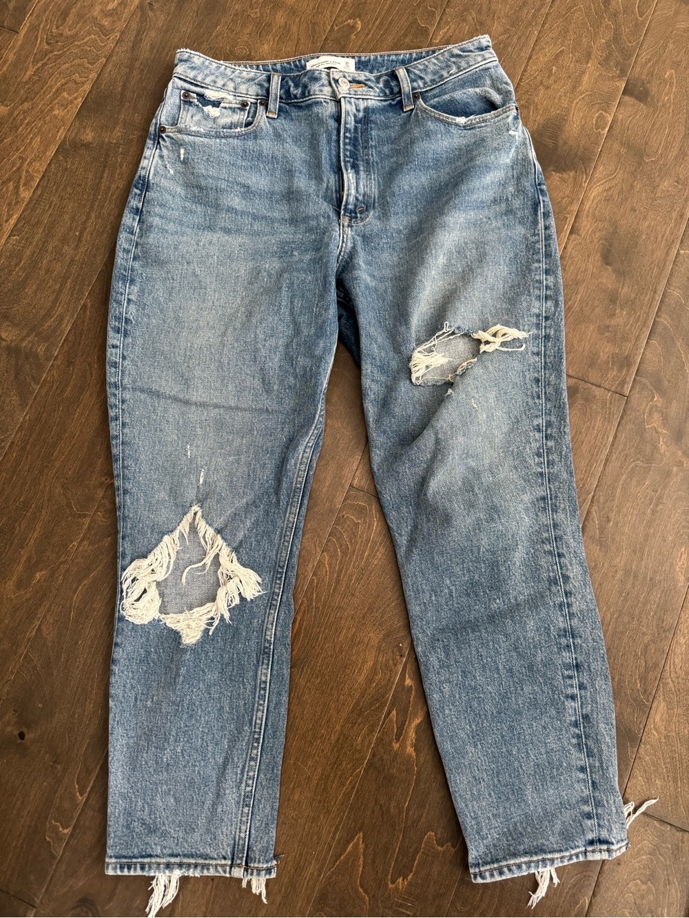 Abercrombie Distressed High Rise Mom Jeans - Curve Love - Size 30